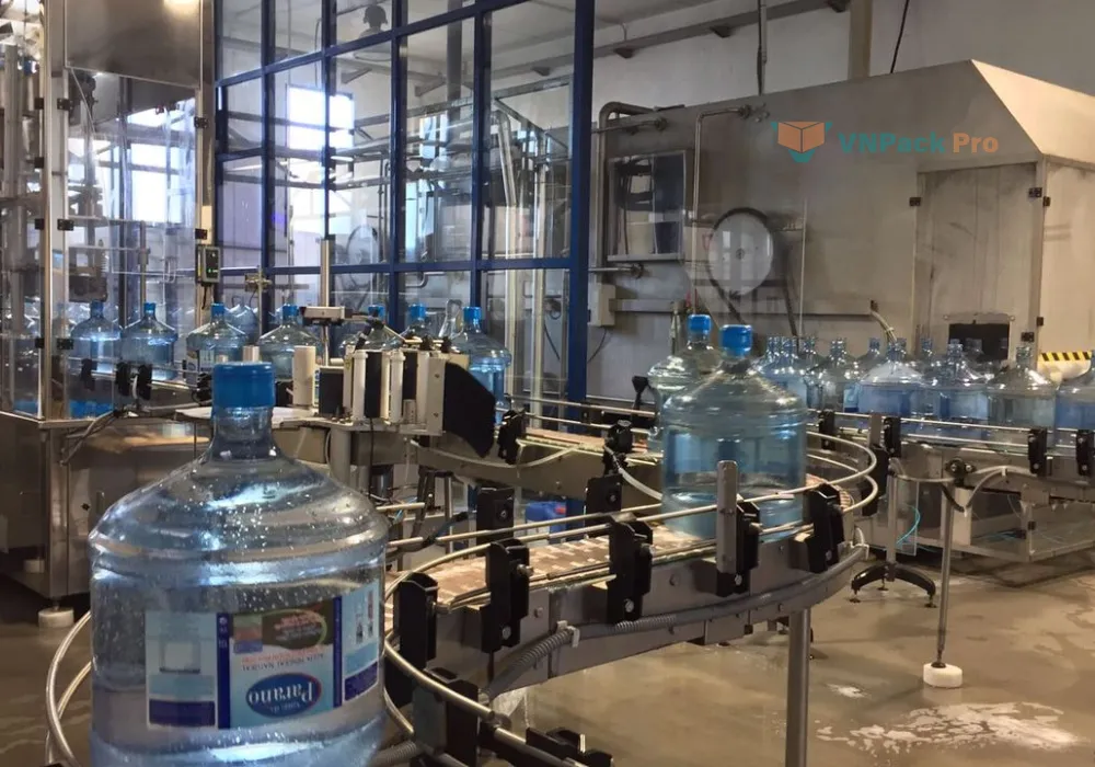 Áp dụng quy trình chiết rót nước tinh khiết với quy mô nhỏ - QGF-900