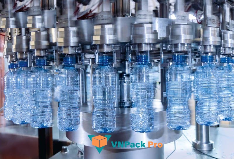Chiết rót dung dịch nước khoáng đóng chai của thiết bị QGF-300